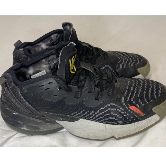 adidas Xbox x D.O.N. Issue #4 Series X size 7.5 - Picture 2 of 8